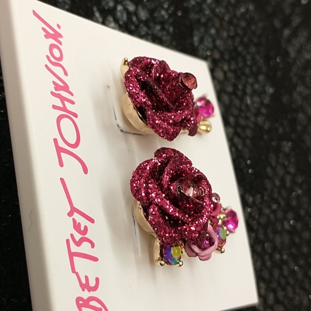 Betsey johnson rose dangle earrings - Picture 3 of 4